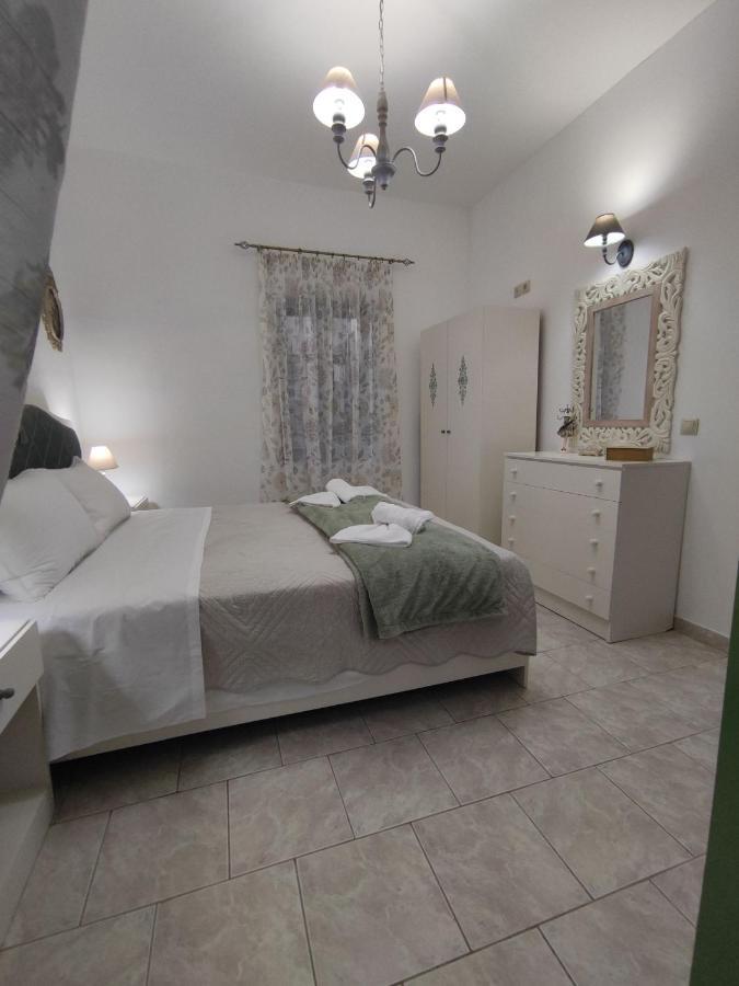 La Maison D Aspasia Камиларион Екстериор снимка